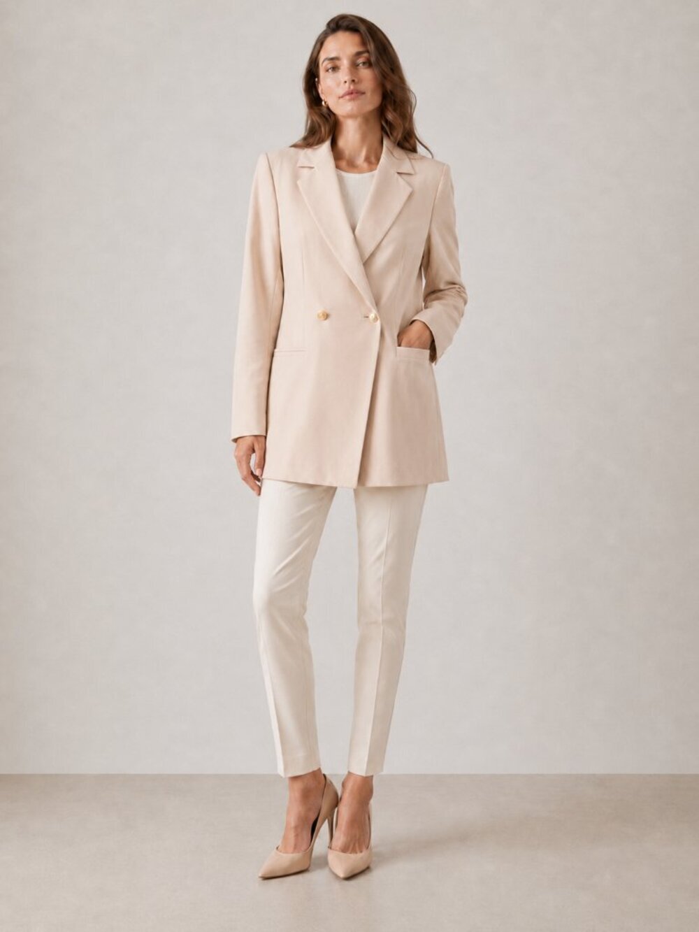 ESCADA Margaretha Ley Vintage Blazer Beige Tan Gold Button Tailored Jacket 34